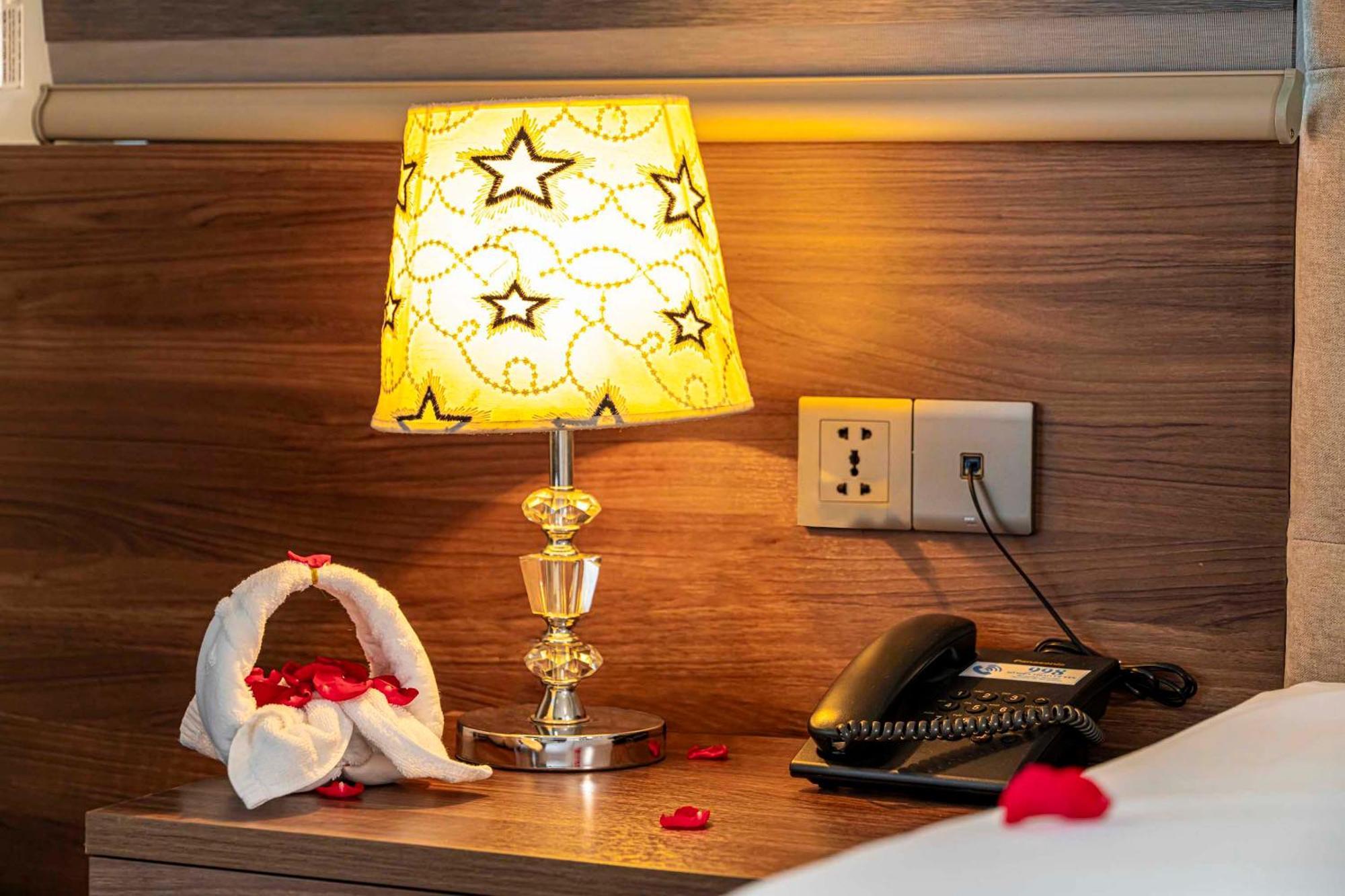 Hoang Son Peace Hotel Ninh Binh Bagian luar foto